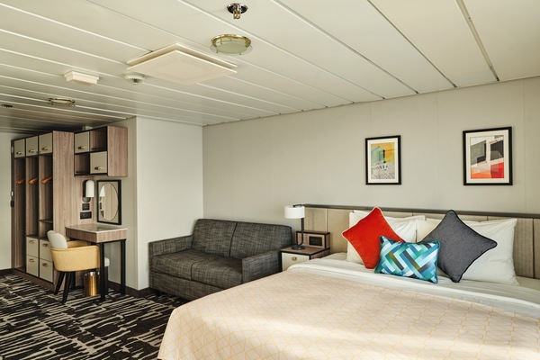 Marella Cruises Marella Discovery Deluxe Cabin ©Pippa Davies 1.jpeg